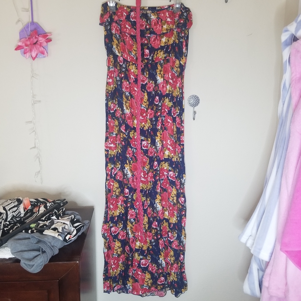 Halter top Maxi Dress